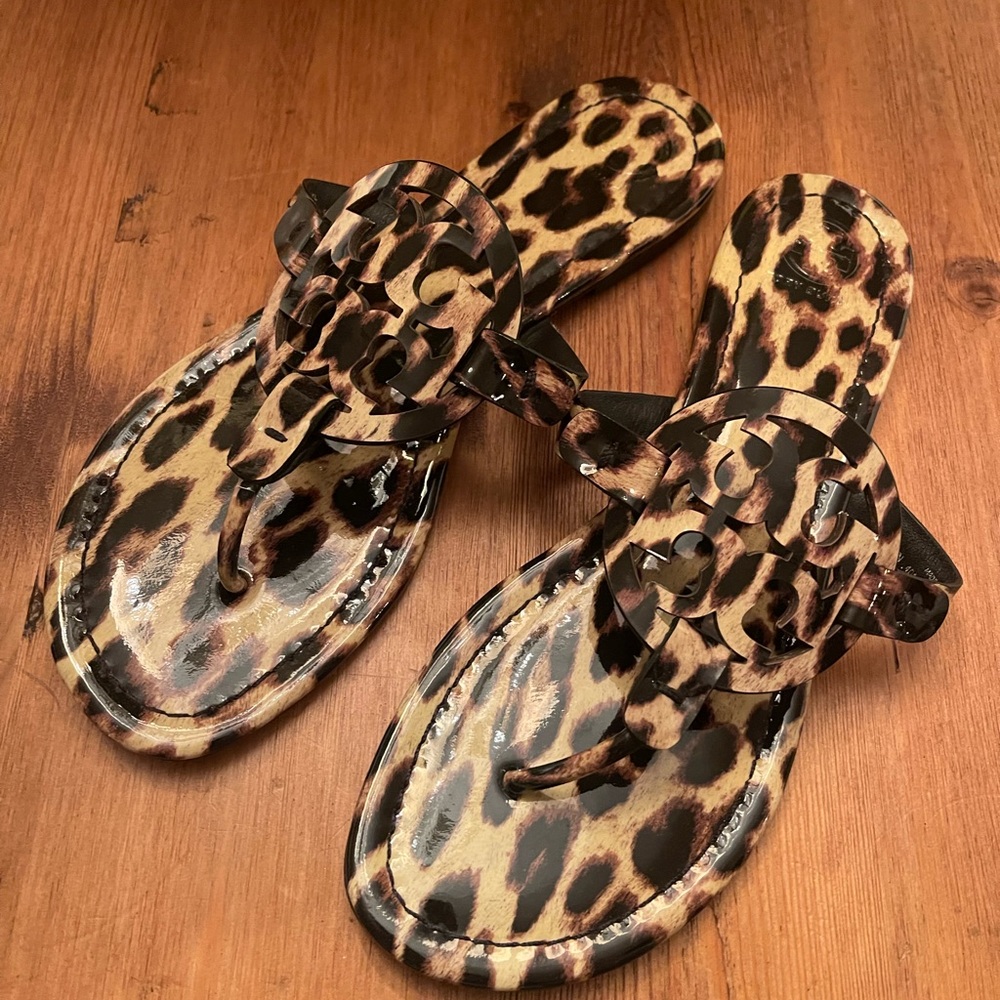 Tory Burch Miller Leopard Patent Leather Sandals Thongs - Size 9